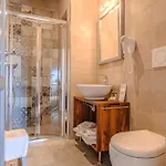 Mulberries Hotel Żabbar