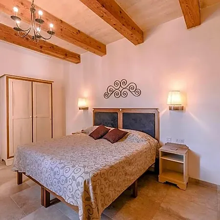 Mulberries 4* Żabbar