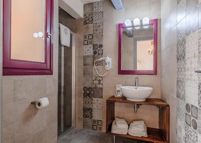 Hotel Mulberries Żabbar